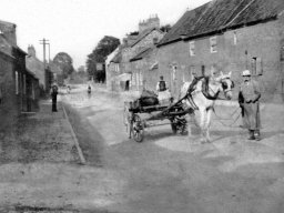 Westgate_horse_and_cart_restored